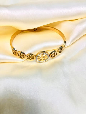 Beautiful & Elegant Bangle Cuff